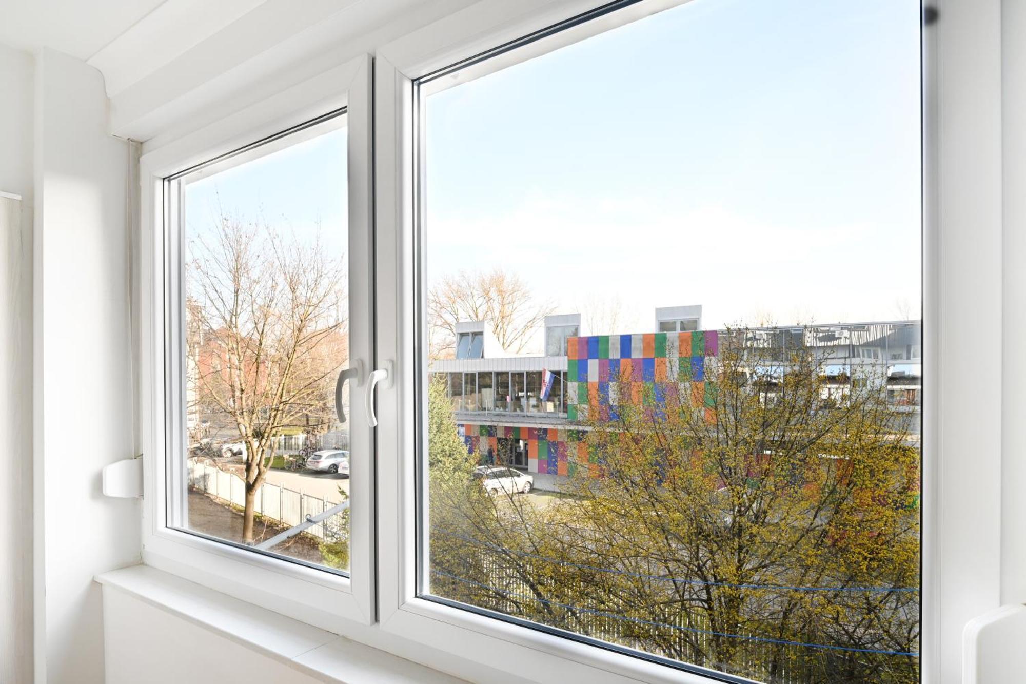 Cozy Donkey - Sporty Lake Apartment, Flexible Check-In, Netflix Zagreb Exteriör bild