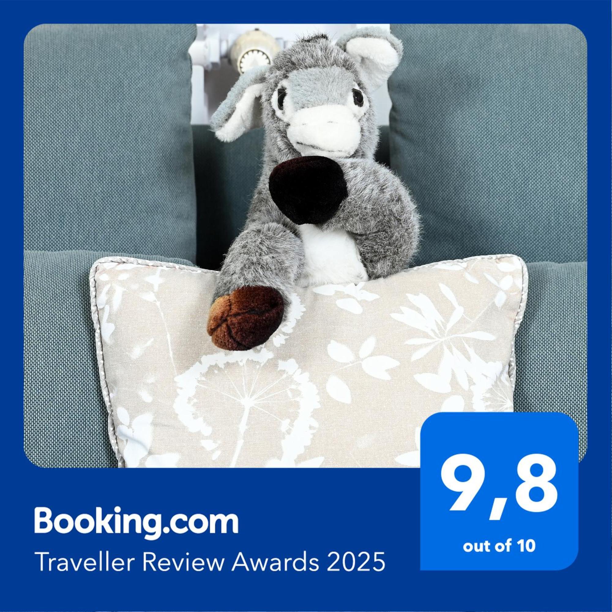 Cozy Donkey - Sporty Lake Apartment, Flexible Check-In, Netflix Zagreb Exteriör bild